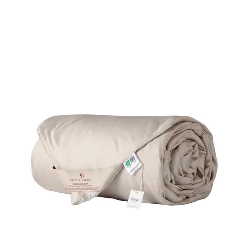 CUDDLE DREAMS Mulberry Silk Comforter with Lyocell Cover