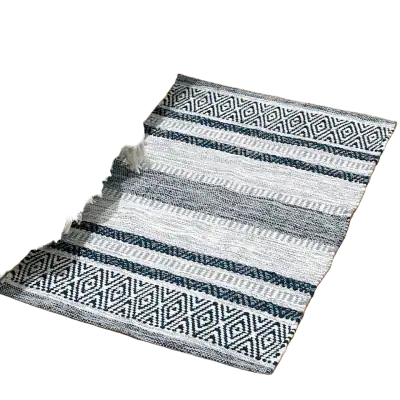 Chardin Home Recycled Cotton Handwoven Kitchen Rug (2x3 ft)